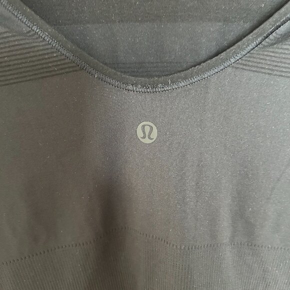 Lululemon Gleam and Glow Bodysuit Black Size 8 - Picture 8 of 10